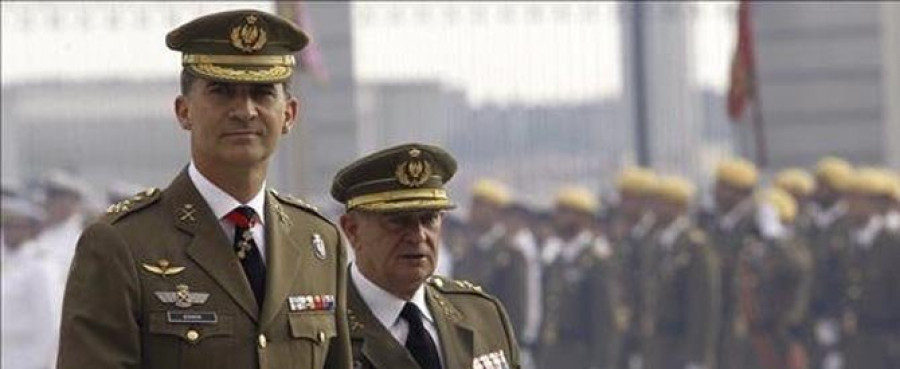 Felipe VI entrega sus primeros Despachos como Rey en la Academia Militar