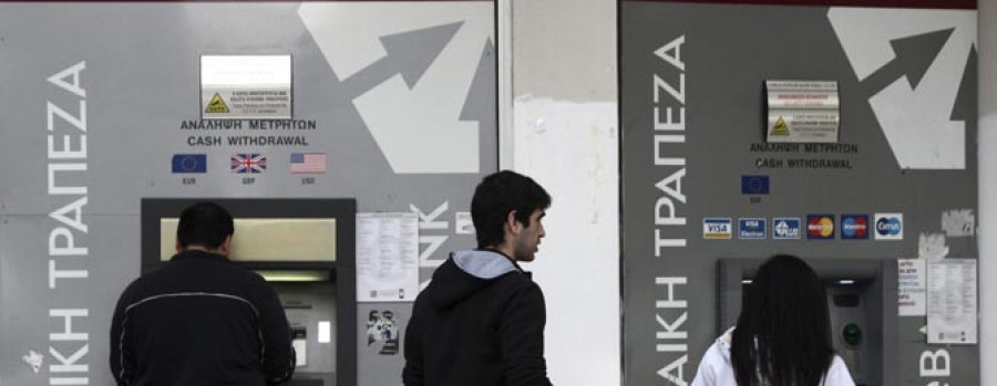 La quita de los depósitos privados causa estupor y rabia a los chipriotas