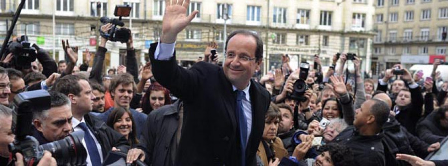 Hollande es el favorito en los últimos sondeos de las elecciones francesas