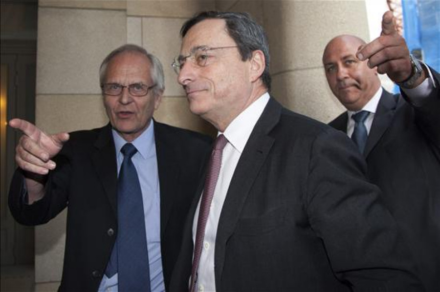 El BCE estudia un tipo de interés máximo para la deuda de España e Italia