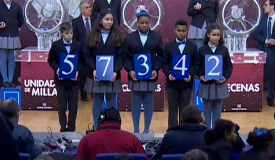 El número 57342, el 'Gordo' del Sorteo Extraordinario del Niño, se reparte en Rianxo