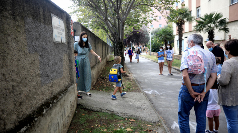 Solo el 14% de los centros escolares coruñeses siguen sin casos de Covid