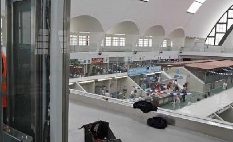 El Ayuntamiento suspende la licitación de los puestos interiores del mercado de San Agustín