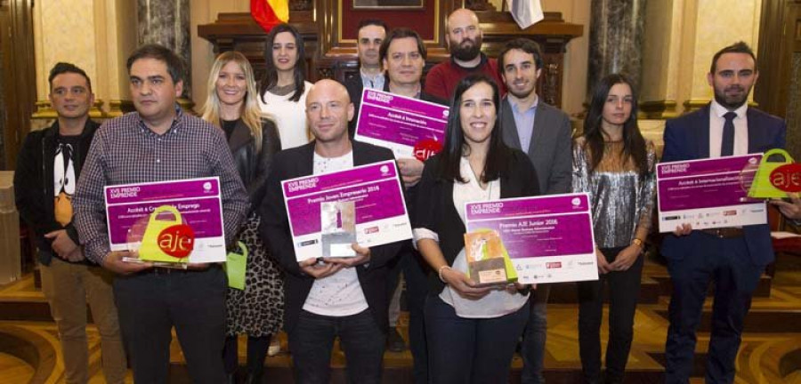 Un restaurante y un parque de camas elásticas se llevan los premios Emprende