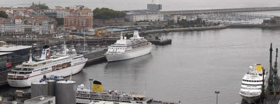 El Puerto recibe por primera vez en su historia a cuatro cruceros en un día