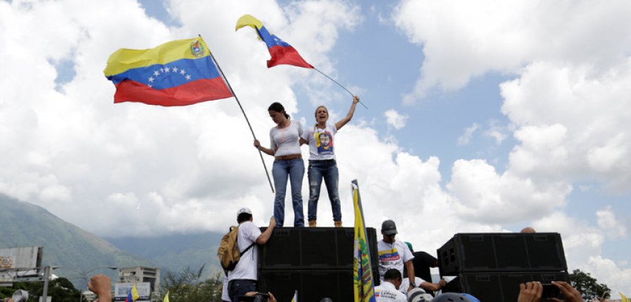 Henrique Capriles califica de “golpe de Estado” la suspensión  del revocatorio contra Maduro