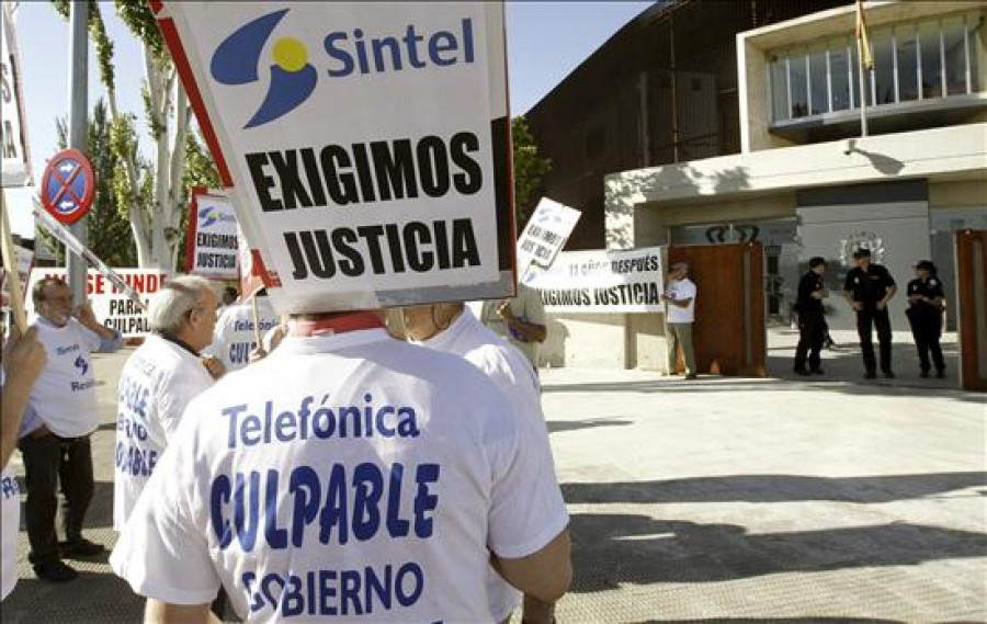 Los empleados de Sintel cobran su indemnización 12 años después de la quiebra