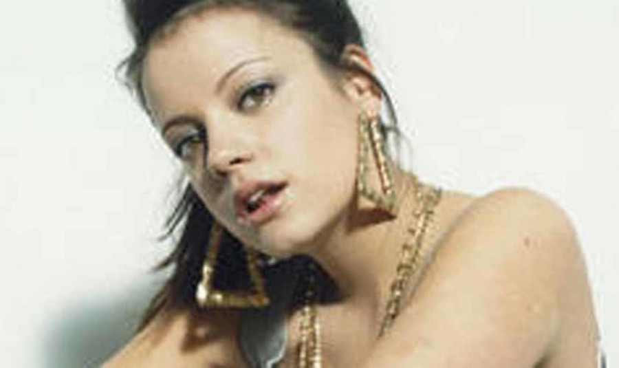 Lily Allen anuncia su cuarto disco para junio y lanza dos singles