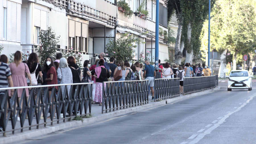 Aumenta la presión en los hospitales con más de 4.000 nuevos positivos con Covid-19