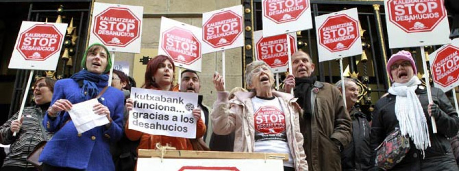 Más de 35.000 familias perdieron su casa en el primer semestre de 2013