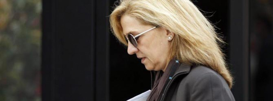 El fiscal pide que declaren los peritos de Hacienda que investigaron a la infanta