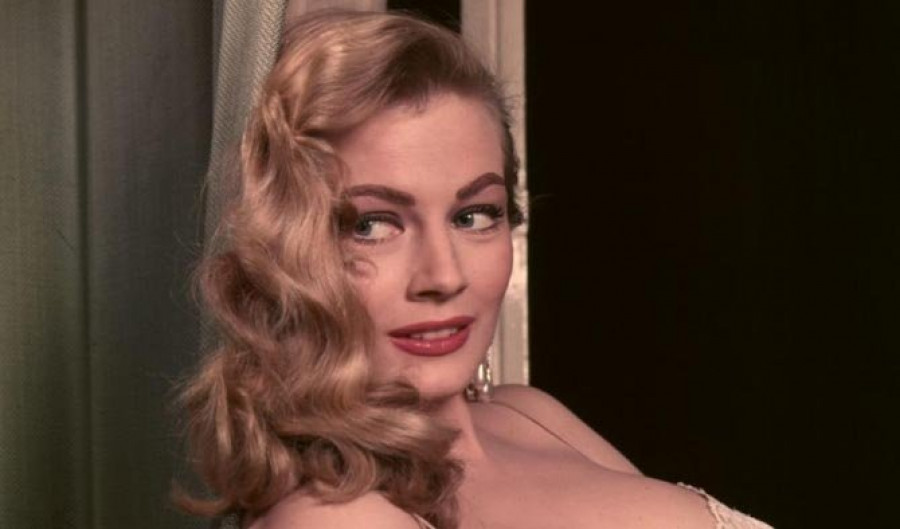 Fallece la actriz Anita Ekberg, la musa de Fellini que se bañó en la Fontana de Trevi