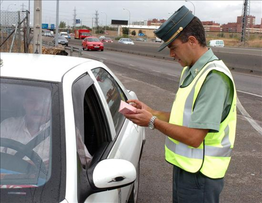 La DGT reducirá los periodos de vigencia del carné de conducir de las personas mayores