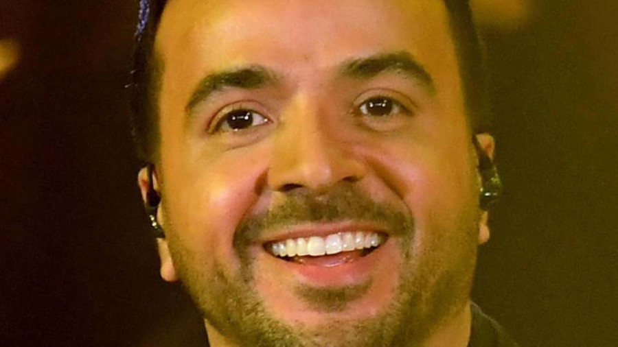 Luis Fonsi actuará en un concierto de la fundación del papa en Madrid