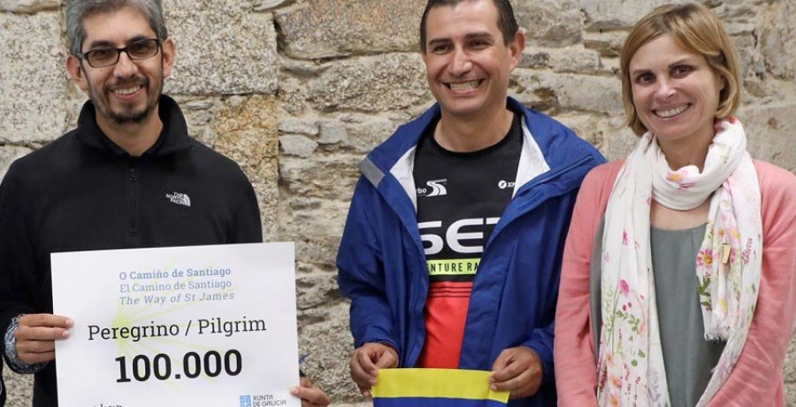 Santiago recibe al peregrino 100.000 del año, un veterano del Camino “agradecido 
y privilegiado”