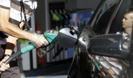 La gasolina encadena su cuarta caída y marca el precio más bajo desde mayo