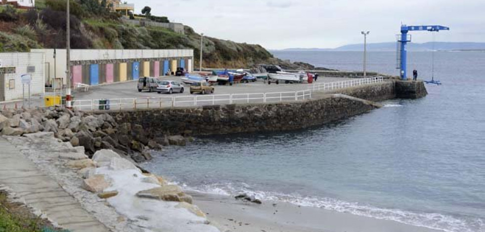Bandera negra para el puerto de Suevos por los vertidos de la depuradora
