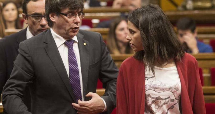 El Gobierno pide al Constitucional que suspenda la reforma exprés catalana