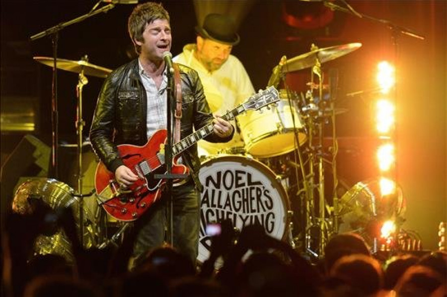 Noel Gallagher regresará en marzo con un nuevo álbum, "Chasing Yesterday"