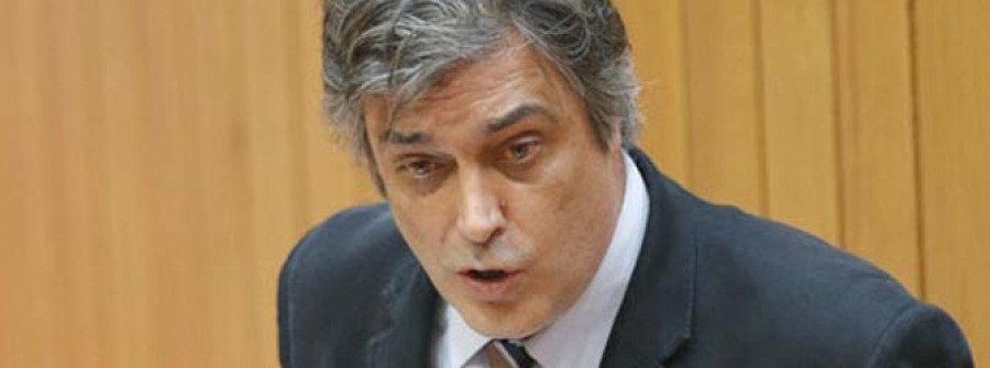 Puy garantiza que “nada distraerá” a  los populares en su lucha contra la crisis