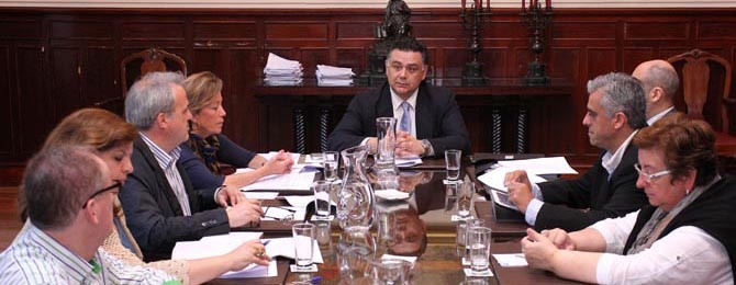 El Ayuntamiento revisará de oficio el convenio de la cárcel para su reversión