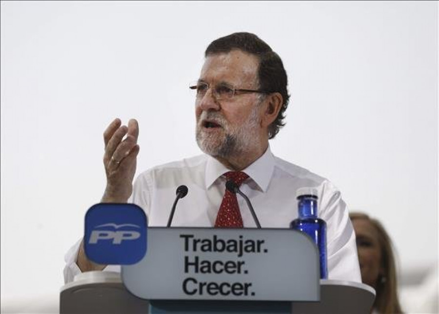 Rajoy cree que la crisis se ha superado gracias al esfuerzo de las familias