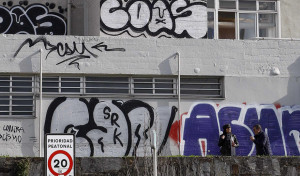 El Ayuntamiento pondrá en marcha este año un plan integral para luchar contra los grafitis
