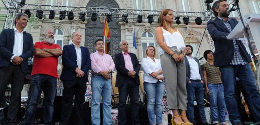 Sofía Toro atribuye sus éxitos a la ciudad en el pregón de las fiestas