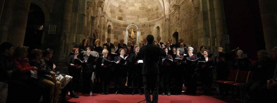 La Piedad  recibió a su  paso muestras  de devoción en forma de música