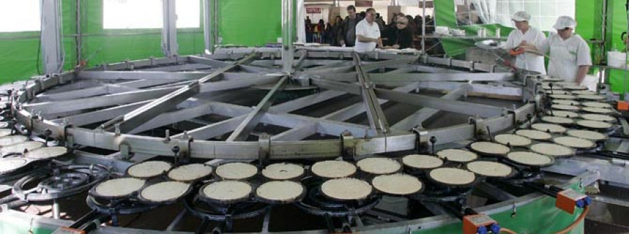 La gastronomía del Carnaval llega  a su cumbre con la “superfilloeira”