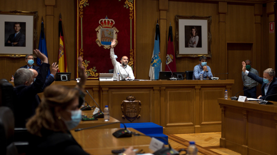 El PP, DO, el PSOE y Cs acuerdan  el nuevo reparto de dedicaciones en el Ayuntamiento de Ourense