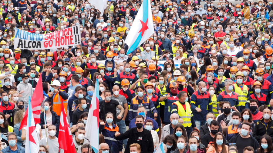 Burela se echa a la calle para evitar un “desierto industrial” sin Alcoa