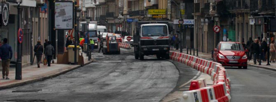 Infraestructuras destina tres millones de euros a la renovación del pavimento en 13 calles de la ciudad