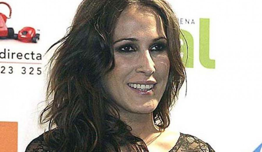 Malú estrena su nuevo videoclip titulado “Encadenada a ti”