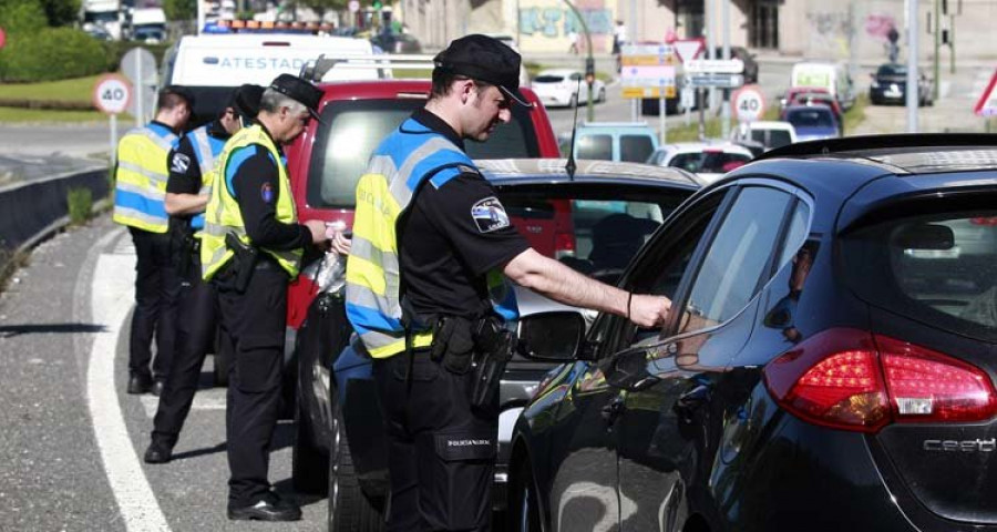 La Policía Local relaciona los conductores a la fuga con los test de 
drogas y de alcohol