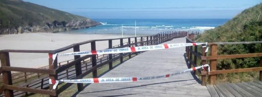 Arteixo ultima el acondicionamiento de las playas de cara a los meses de verano