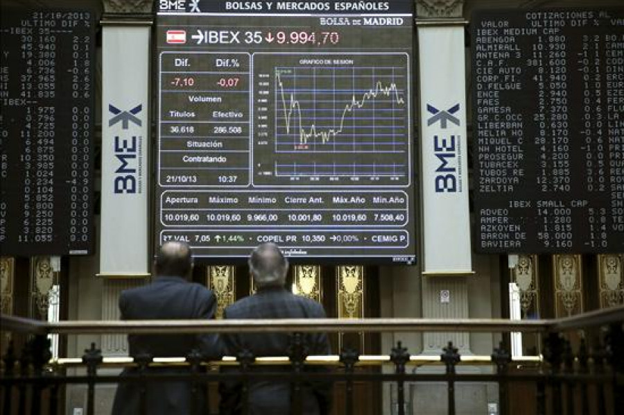 La bolsa española abre en números rojos y el IBEX cede un 0,22 por ciento