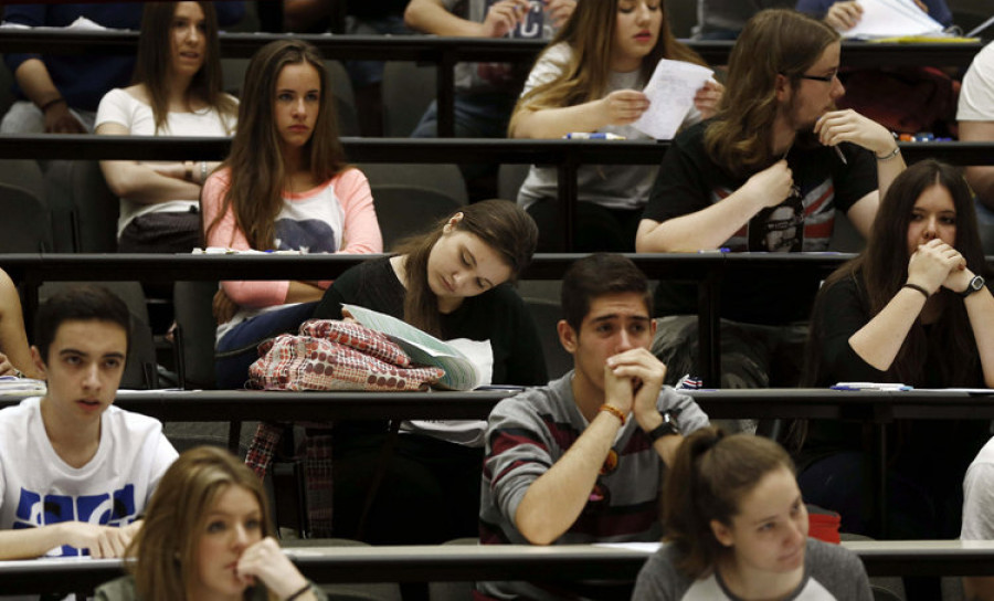 Galicia publica el modelo de examen de la selectividad, con más opciones y flexibilidad en los ejercicios