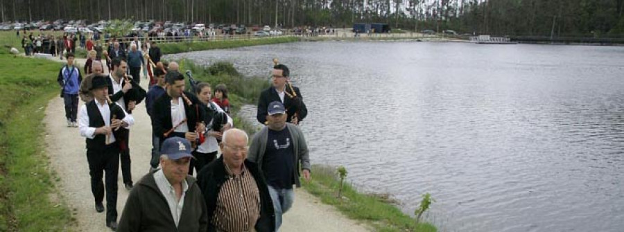 El embalse de Beche consigue la licencia para las prácticas  de pesca y deportiva