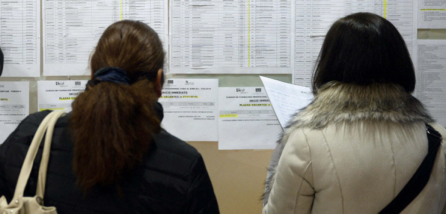 Las mujeres deberían trabajar 109 días más al año para  cobrar lo mismo que un hombre