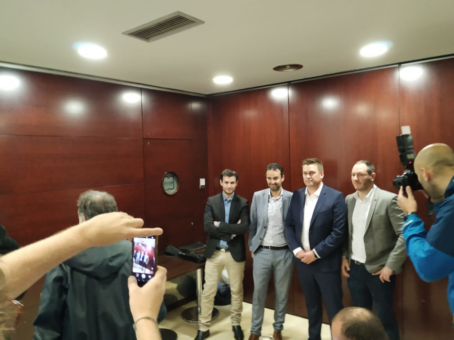 Cascallar ofrece descuentos y transparencia, apuesta por cantera y toca a Donato
