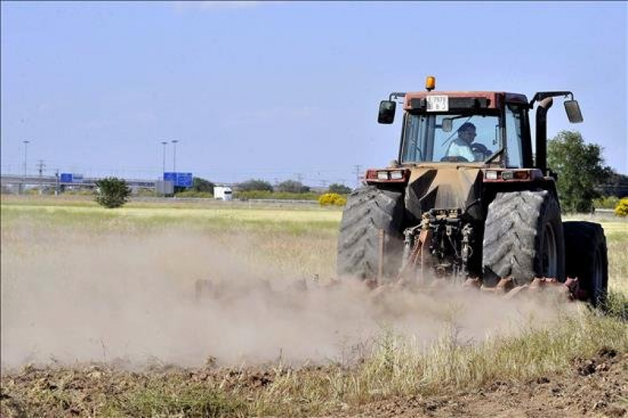 La deuda del campo español superó 16.100 millones en cuarto trimestre de 2014