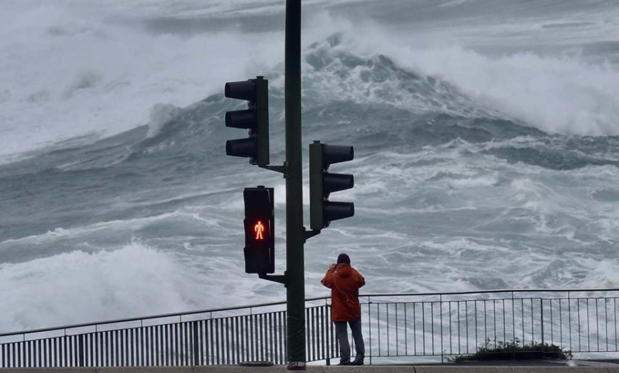 El temporal deja varios incidentes en tierra pero ninguno en la mar