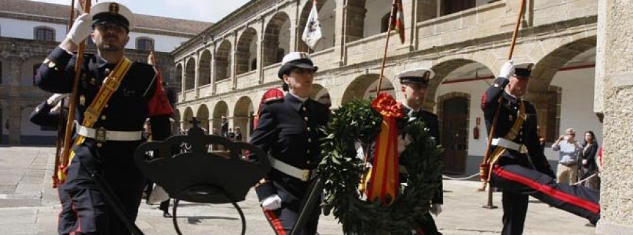 El Tercio centró los actos de la Armada  en Ferrol  con un homenaje a los caídos
