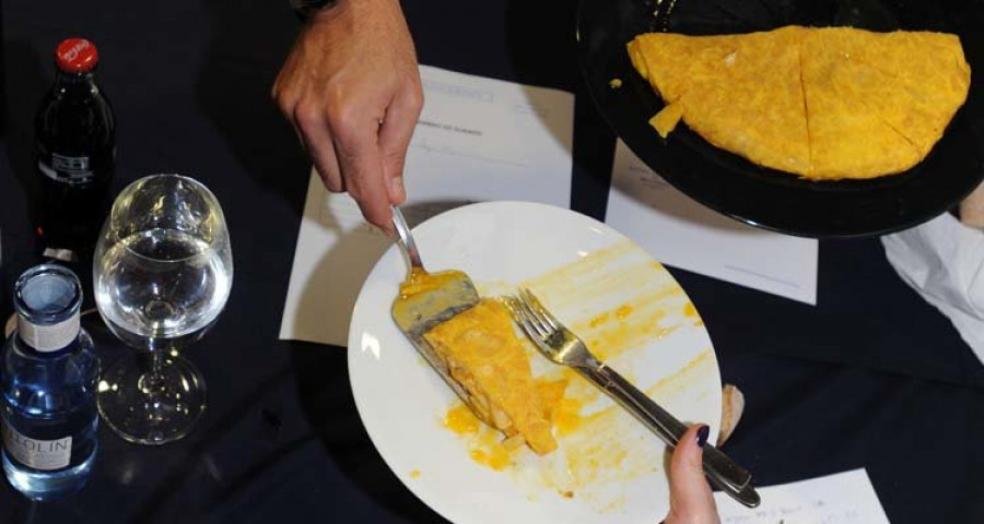 Betanzos apura las últimas tapas a la espera de elegir 
su “Mejor Tortilla de 2017”