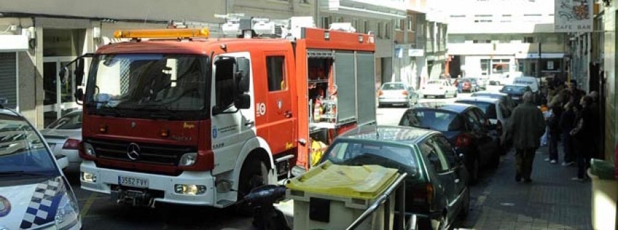 Alarma en Fanny Garrido por un incendio declarado en la campana extractora de un piso
