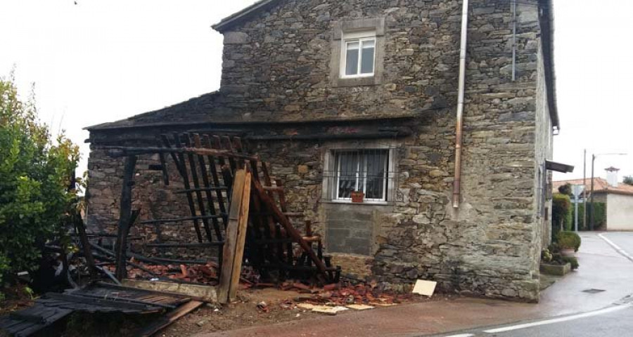 Betanzos no descarta que los incendios nocturnos en varias viviendas sean intencionados