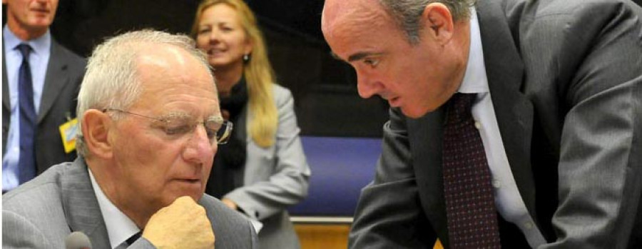 De Guindos asegura ante el eurogrupo que España no necesita más ajustes