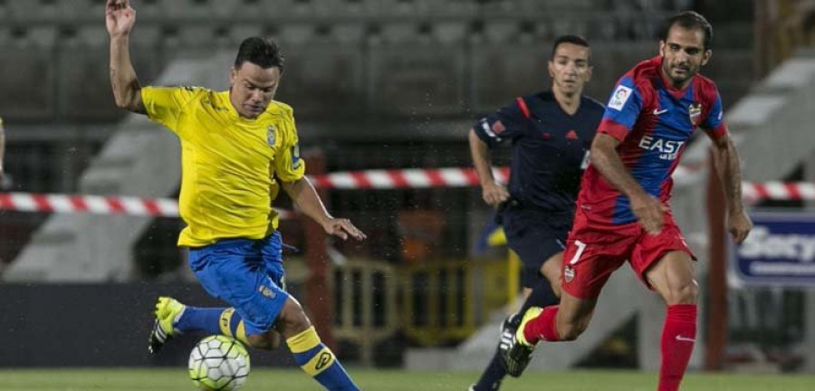 El Las Palmas y el Espanyol quieren ganar para avanzar en sus objetivos