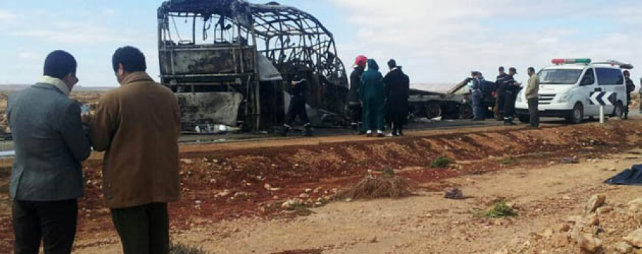 Al menos 33 muertos, la mayoría niños, tras colisionar un autobús y un camión al sur de Marruecos